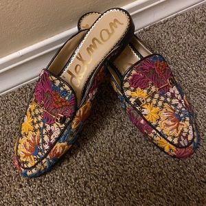 Sam Edelman Linnie Floral Embroidered Mules Size 9 NWOT